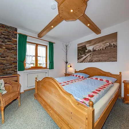شقة Ferienwohnung Alpenflora ميتنوالد